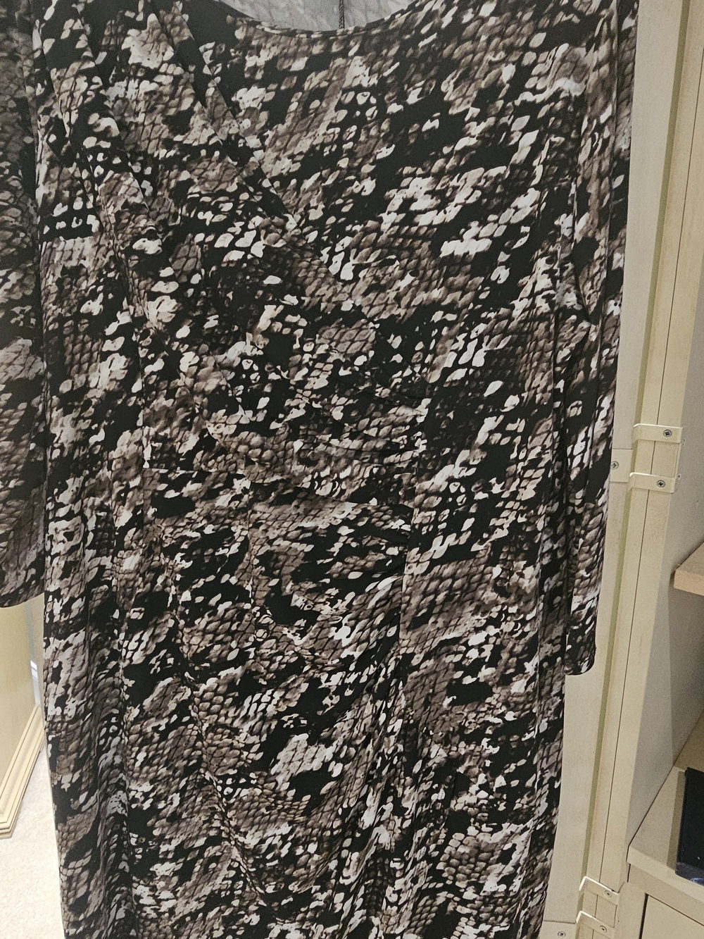 Dana Buchman Black and Brown Abstract Print Long Sleeve Dress